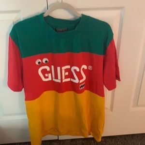 Guess tri color tshirt